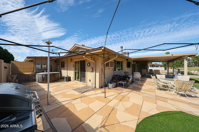 Building Photo - 9821 N 110th Ave