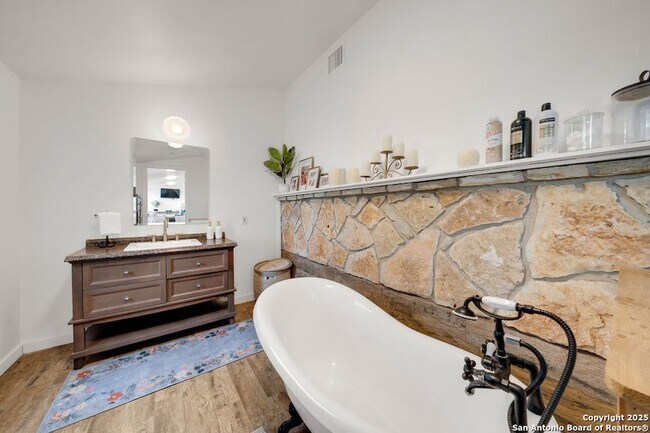 Building Photo - 690 Windrush