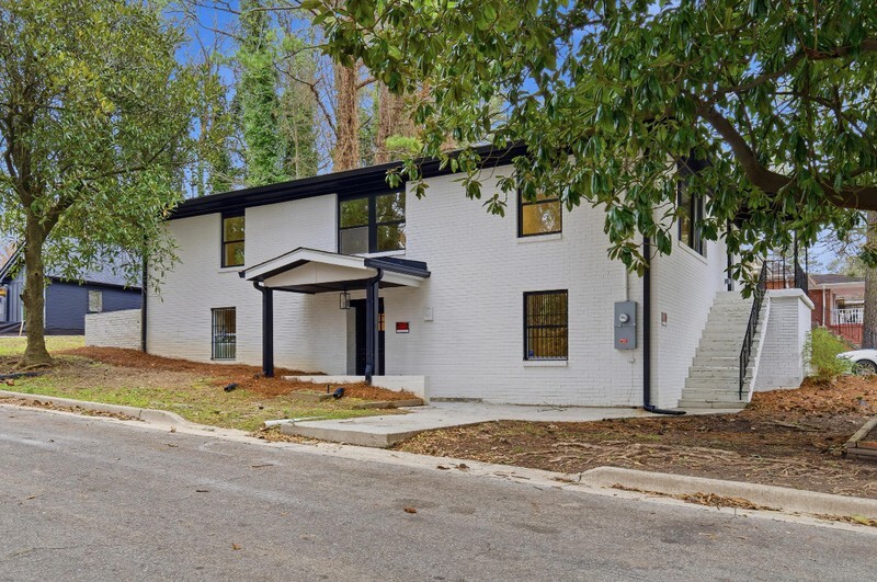 Building Photo - 175 Holly Rd NW