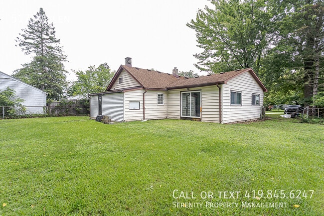 Building Photo - 5175 Allen-