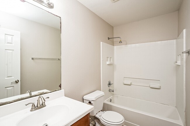 Building Photo - 6267 Gillian Park Dr