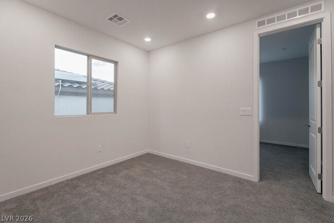 Building Photo - 11620 Desert Hollow Avenue
