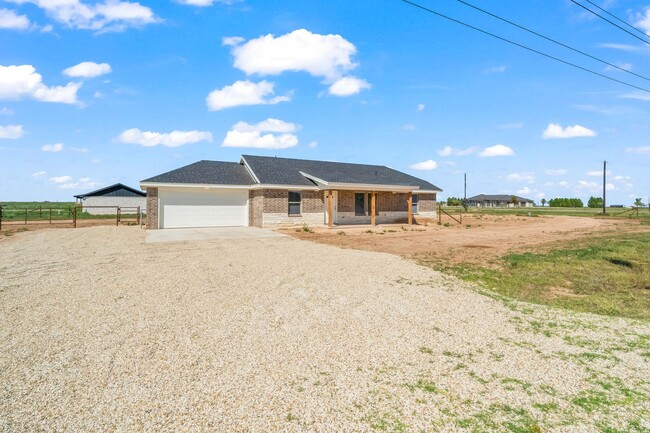 Building Photo - Country Living In Roosevelt ISD!