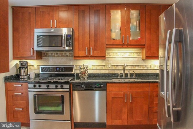 Building Photo - 7530 Manigold Ct
