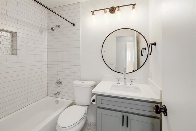 Building Photo - 1205 Rambling Trail