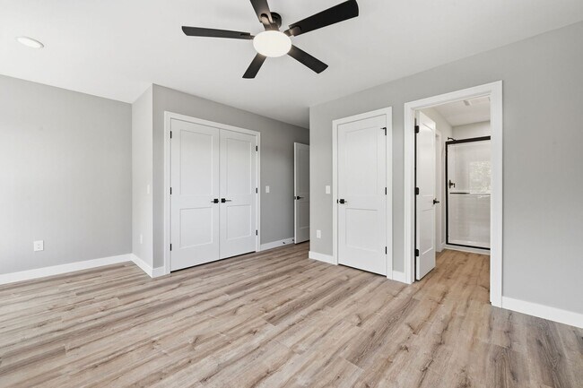 Building Photo - 4728 Walworth Ave