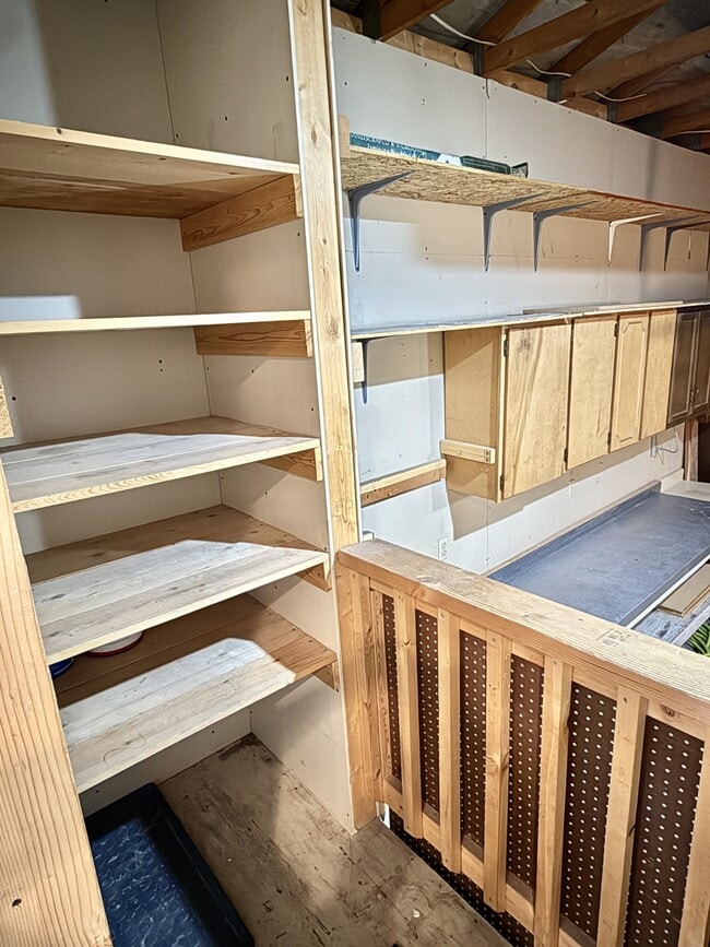 Building Photo - 7426 S 700 E