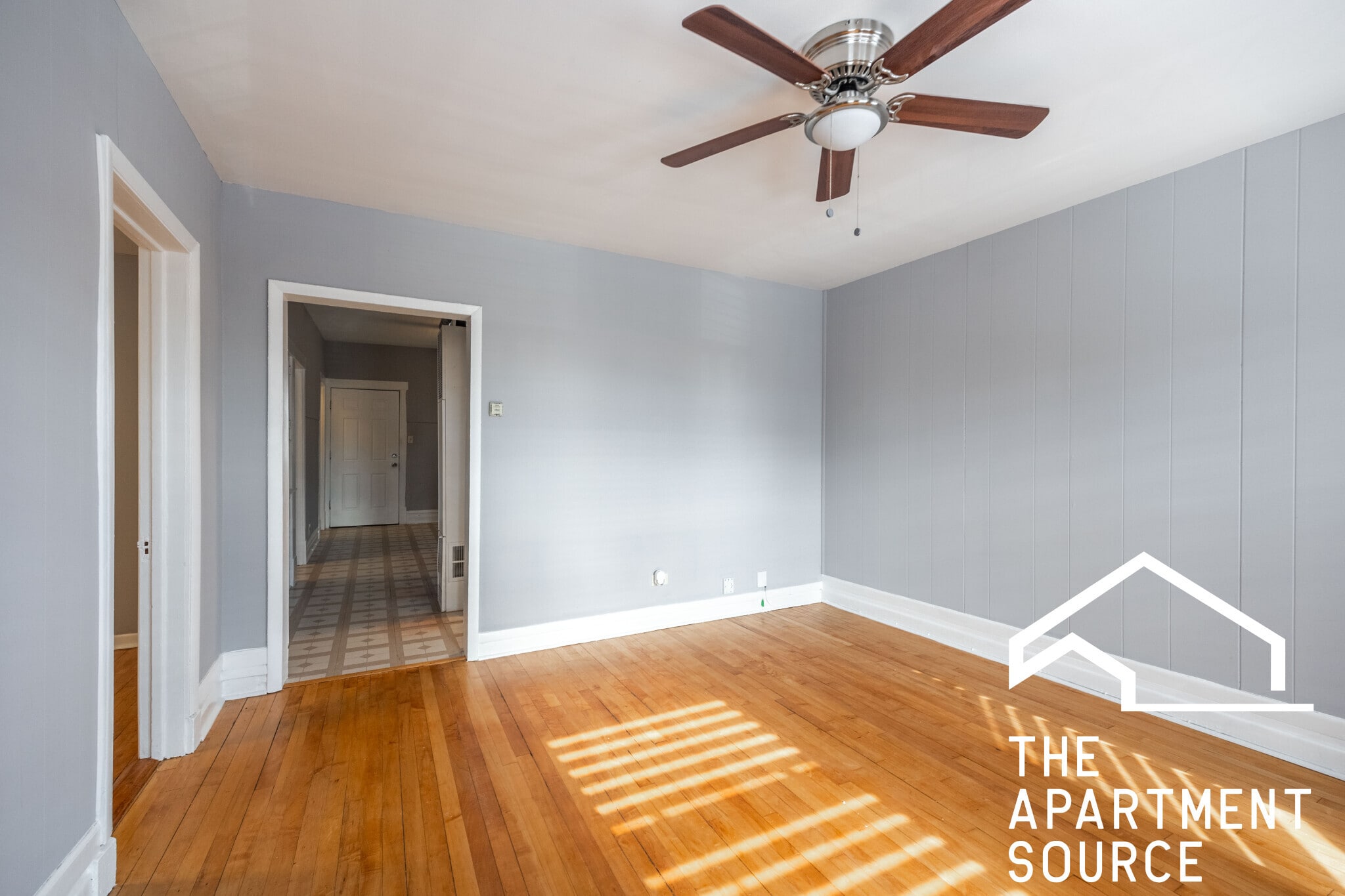 Building Photo - 5128 W Henderson St