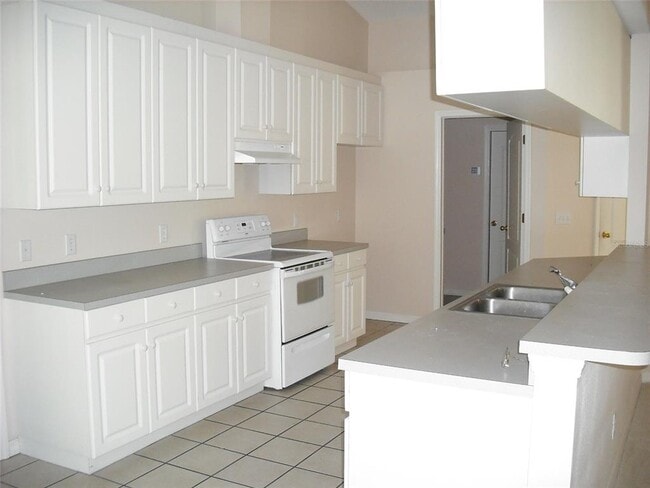 Building Photo - 9724 Mary Robin Dr