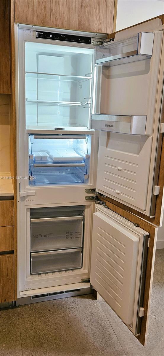 Building Photo - 11 NE 6th St