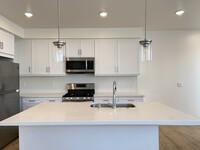 Building Photo - 9654 Nova Pl