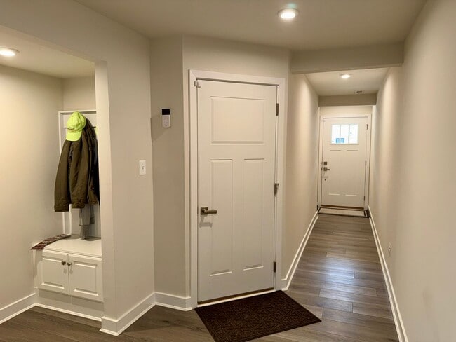 Building Photo - Welcome to the Village at Pine View!