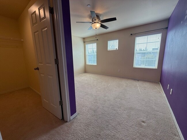Building Photo - 4 Bedroom DuPont Home for Rent