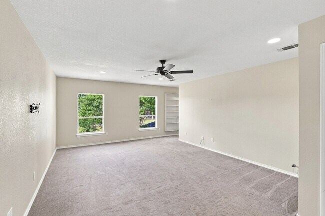 Building Photo - 7030 Pecan Creek Cir