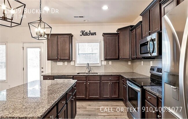 Building Photo - 3109 Buckley Dr