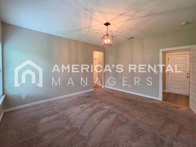 Building Photo - DEPOSIT PENDING!!! - Four Bedroom, Modern Home for Rent in Eastaboga - Available NOW!