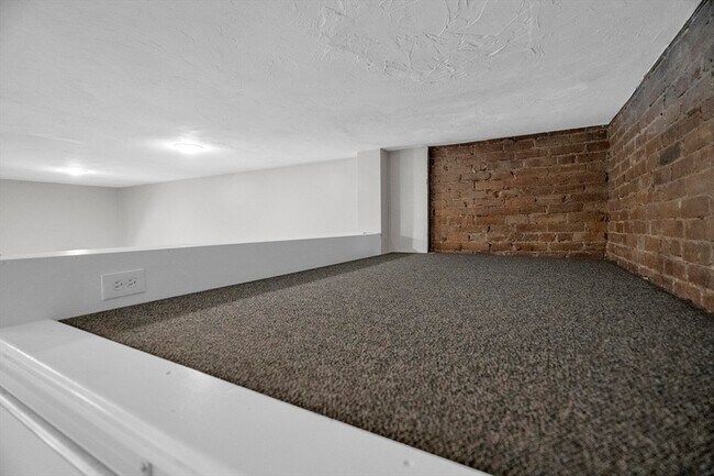 Building Photo - 59 Partridge Ave