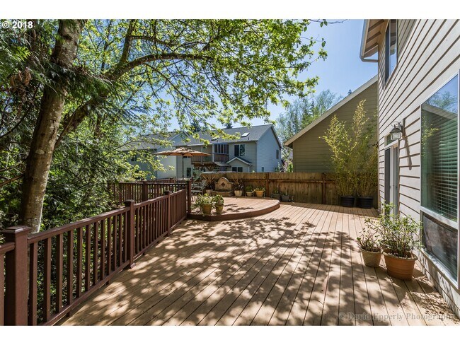 Building Photo - 59420 Oak Ridge St