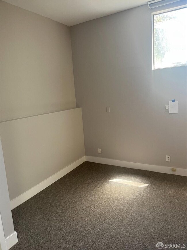 Building Photo - 236 Clinton Park