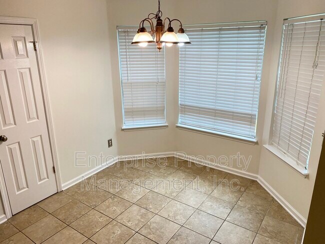 Building Photo - 7125 Showboat Ln