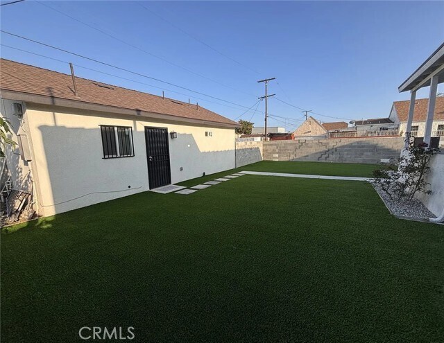 Building Photo - 7530 S Hobart Blvd
