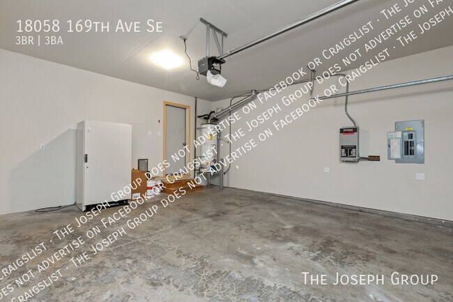 Building Photo - 18058 169th Ave SE