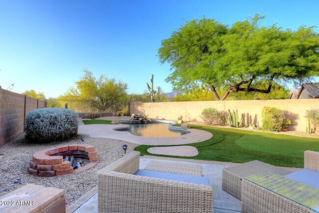 Building Photo - 10354 E Raintree Dr