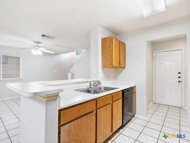 Building Photo - 825 Sagewood Trail