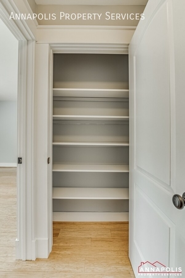 Building Photo - 11 Spa Creek Landing