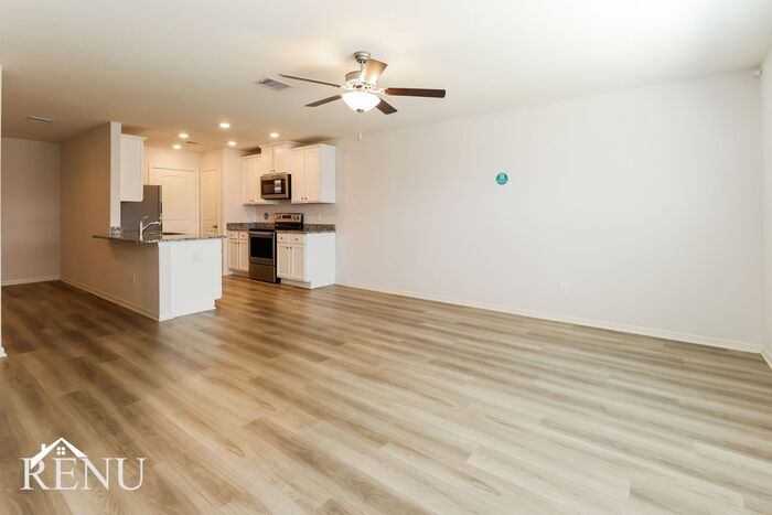 Building Photo - 25382 Cypress Bend Dr