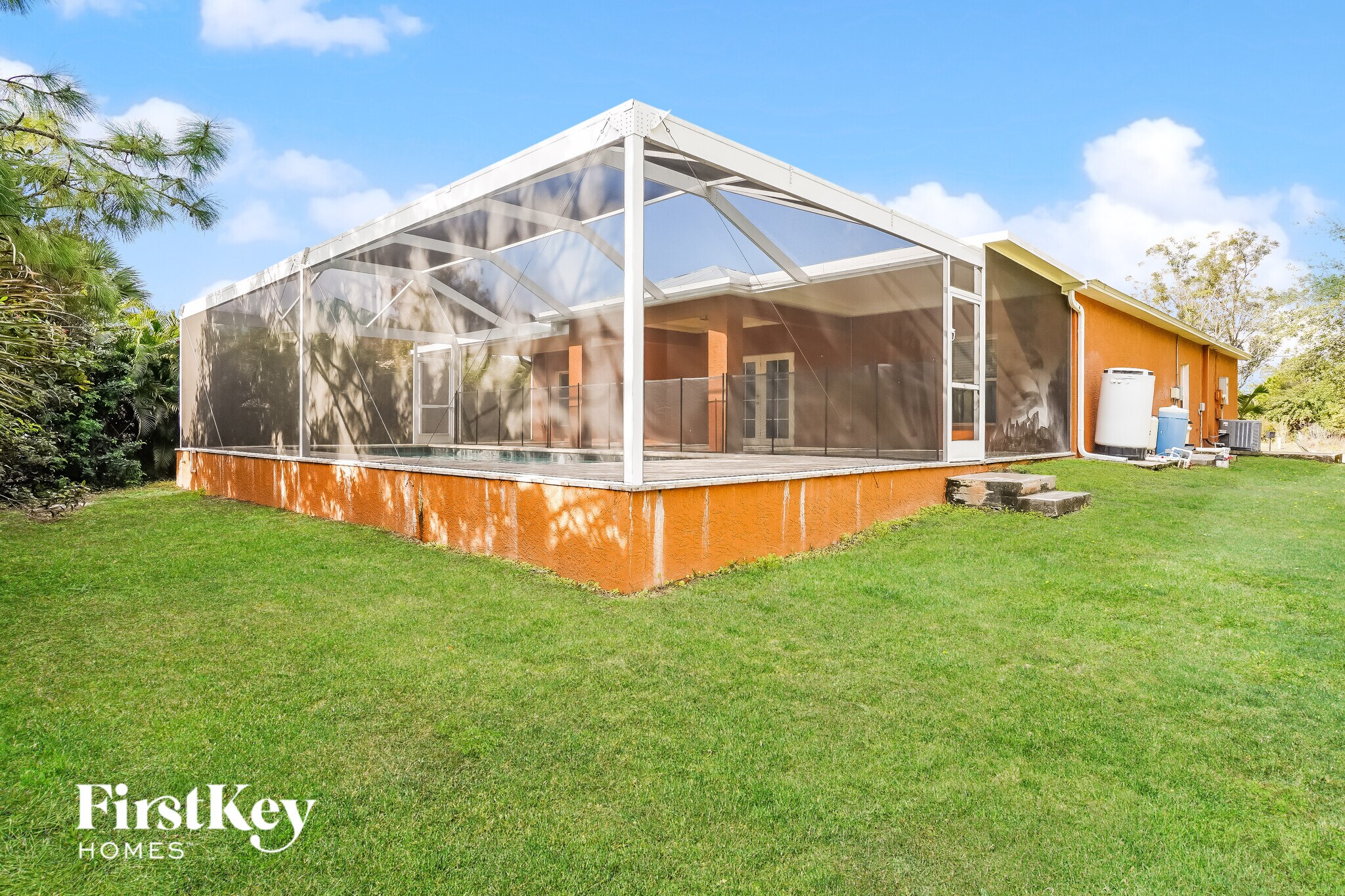 Building Photo - 806 Anza Ave