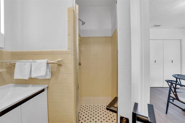 Building Photo - 1514 Liberty St