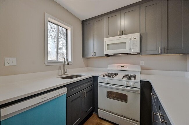 Building Photo - 955 Tilden St NW