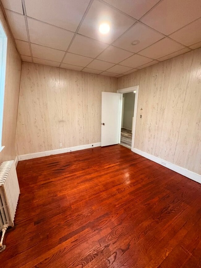 Building Photo - 86 S Hamilton St