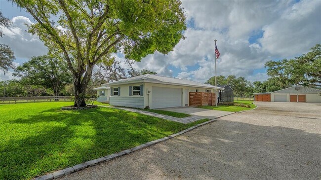 Building Photo - 5450 Old Ranch Rd