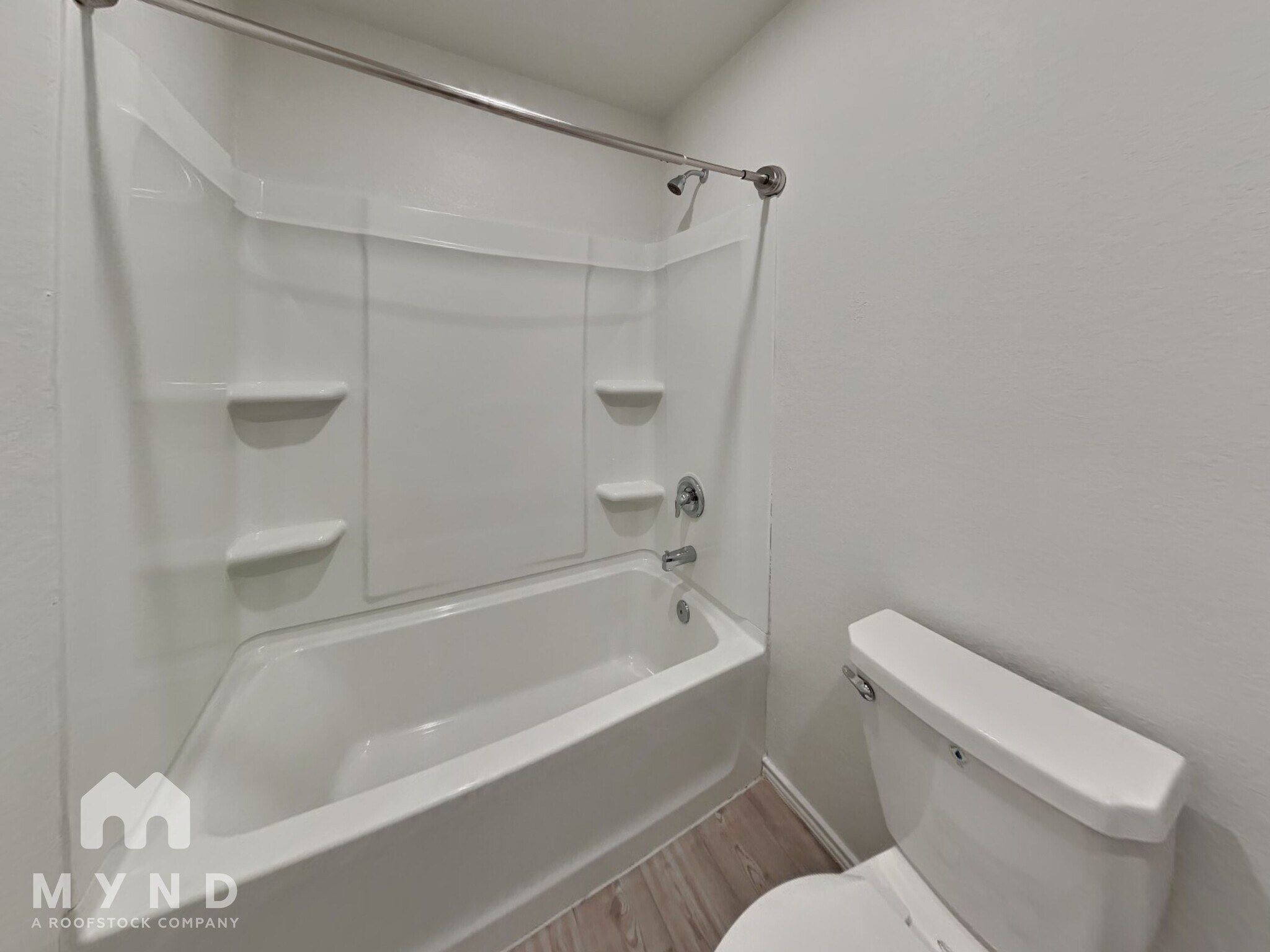 Building Photo - 7102 Tides Trl