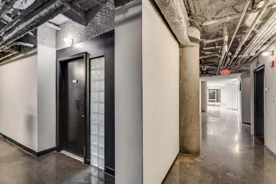Building Photo - 3110 Thomas Ave