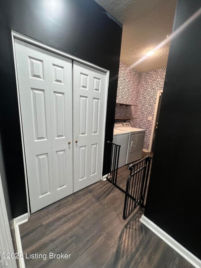 Building Photo - 1107 Logan St