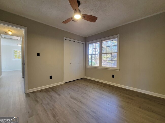 Building Photo - 354 Emily Cir