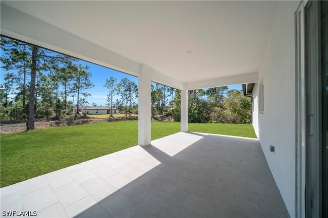 Building Photo - 828 Genoa Ave S