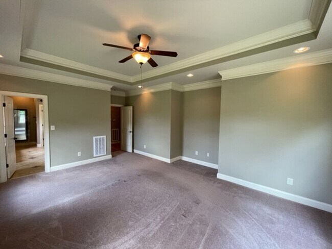 Building Photo - 3725 Nether Ridge Rd