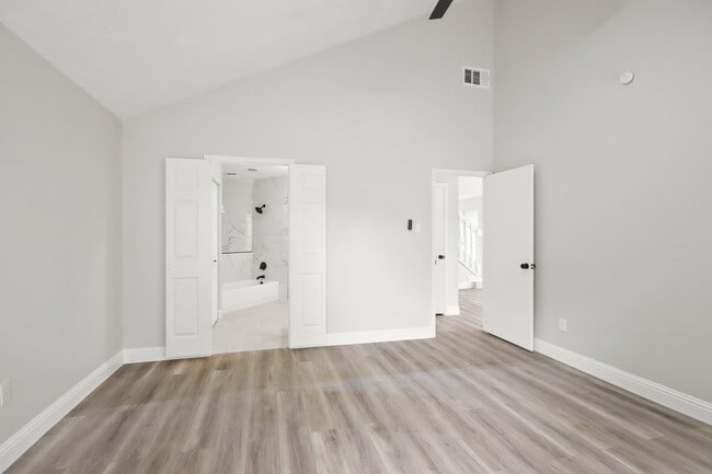 Building Photo - 16602 Capewood Dr