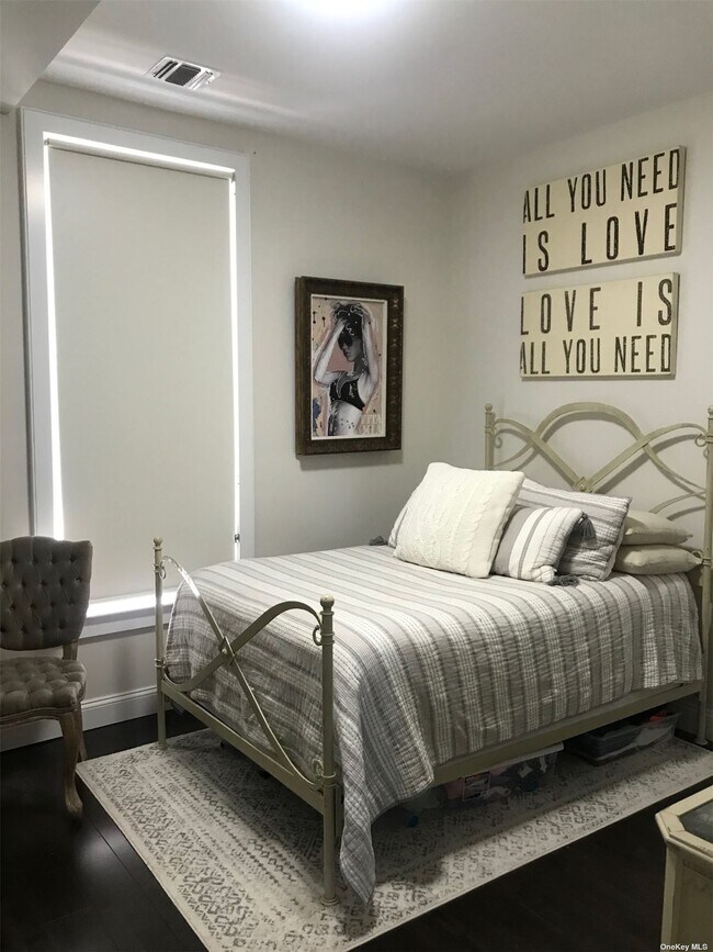 Building Photo - 3 Bryant Ave