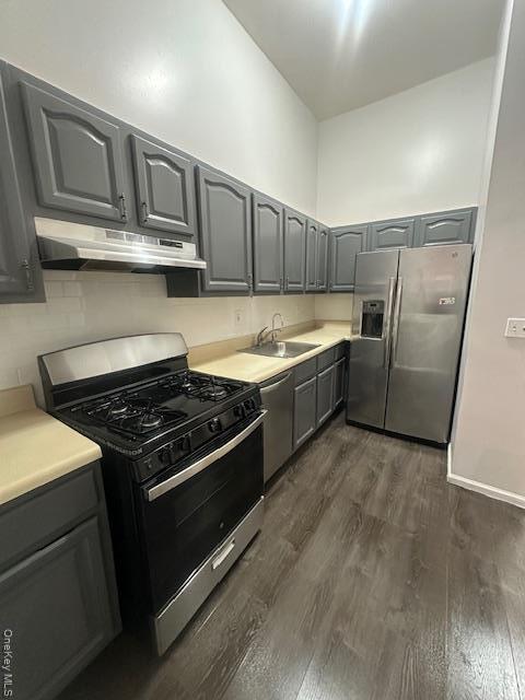 Building Photo - 676 Jamaica Ave