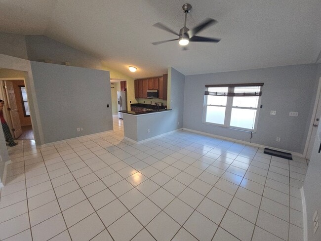 Building Photo - 3/2 Home in Valrico