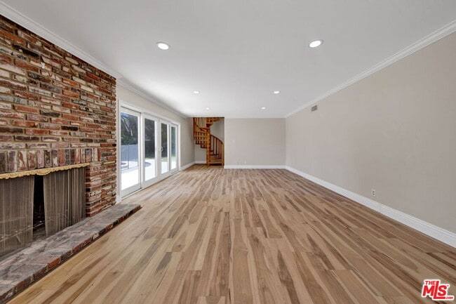 Building Photo - 16608 Park Ln Cir