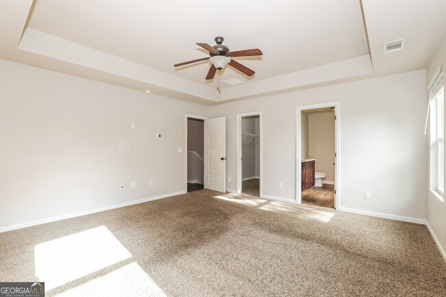 Building Photo - 1845 Simmons Ln