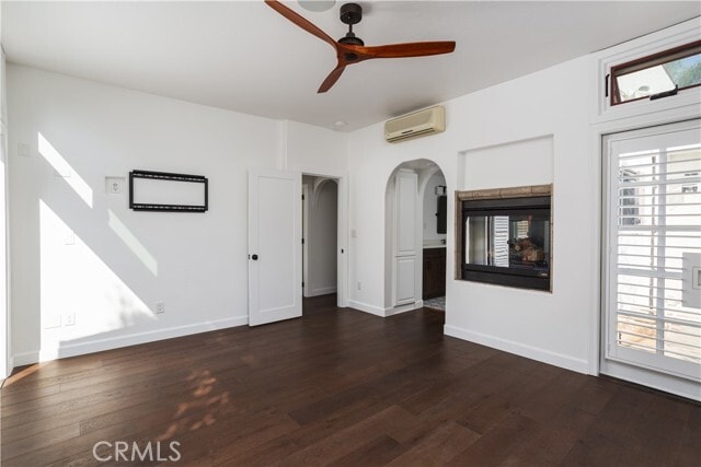 Building Photo - 306 Avenida Monterey