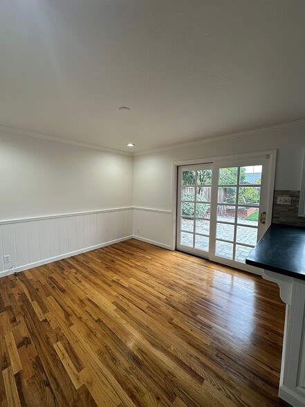 Building Photo - 575 Modoc Ct