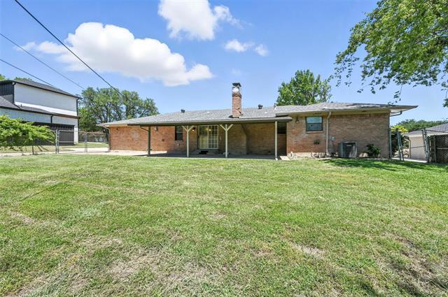 Building Photo - 10907 Marsh Ln